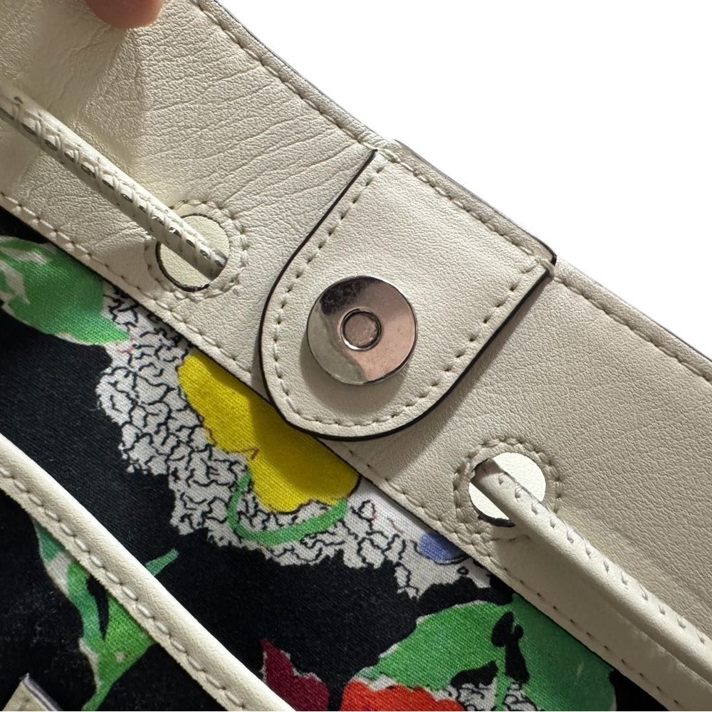 Lauren Ralph Lauren Andie Perforated Multicolor Vanilla Leather Drawstring Bag - Picture 3 of 13